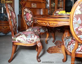 Классический стул из массива дерева 